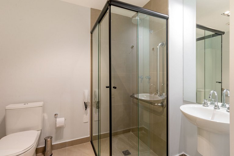 Charming studio with convenient parking nearby