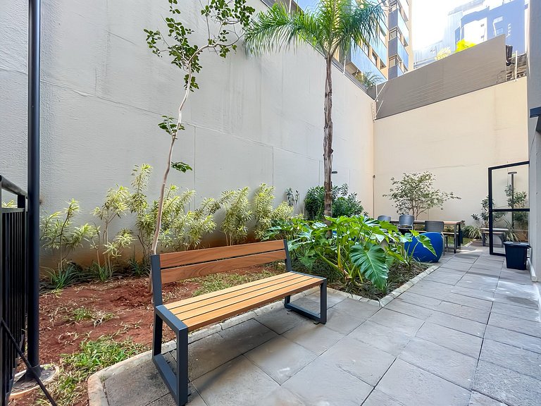 Seu refúgio na Bela Vista com loja de conveniência no térreo