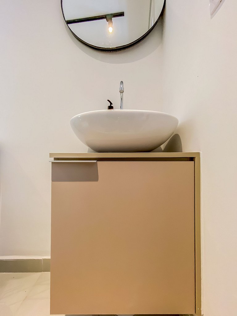 Seu refúgio na Bela Vista com loja de conveniência no térreo