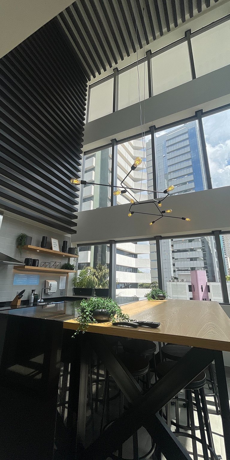 Cozy Apt near Downtown & Metro