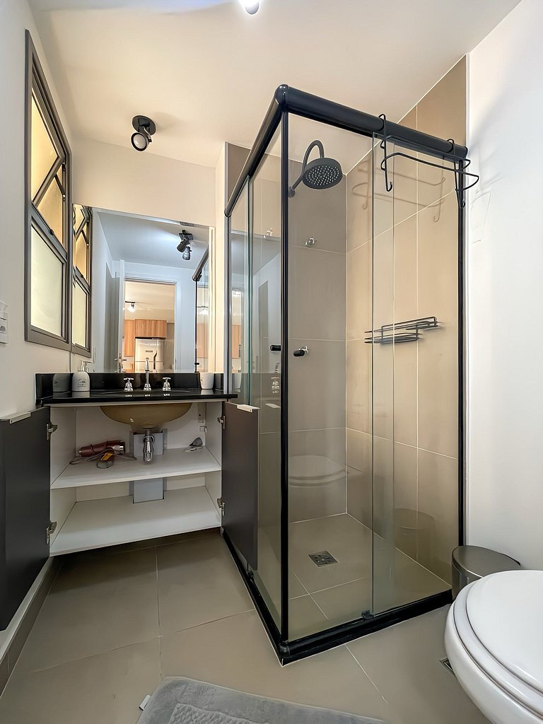 Experience comfort with a swimming pool and sauna in São Pau