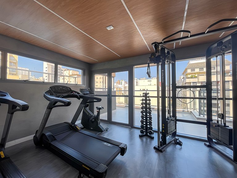 Featuring a swimming pool and garage in Jardim Paulistas