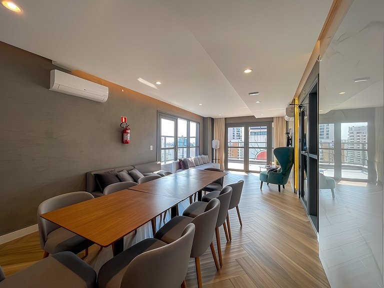 Charming , next to Paulista with swimming pool