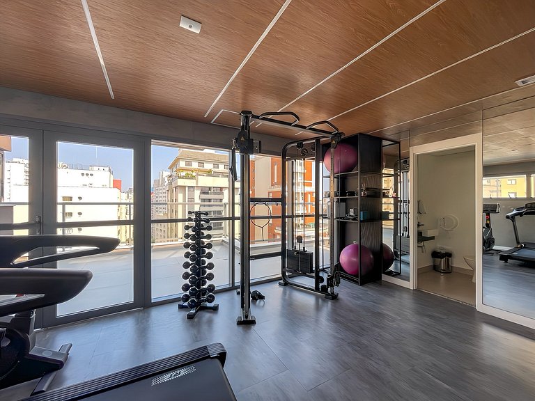 14ª andar,  com piscina e garagem na Brigadeiro