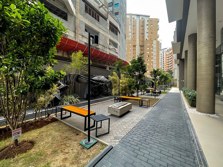 Estúdio no Itaim com área na cobertura, perto do Parque Ibir