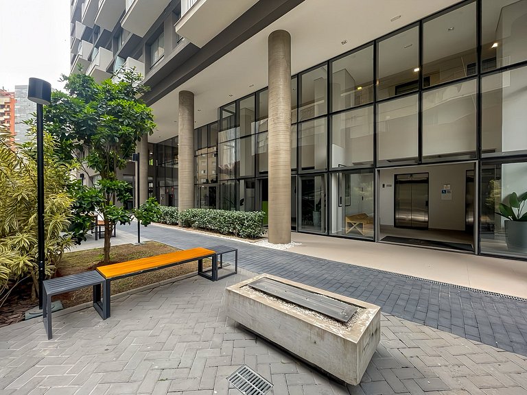 Studio in Itaim with rooftop access, close to Ibirapuera Par