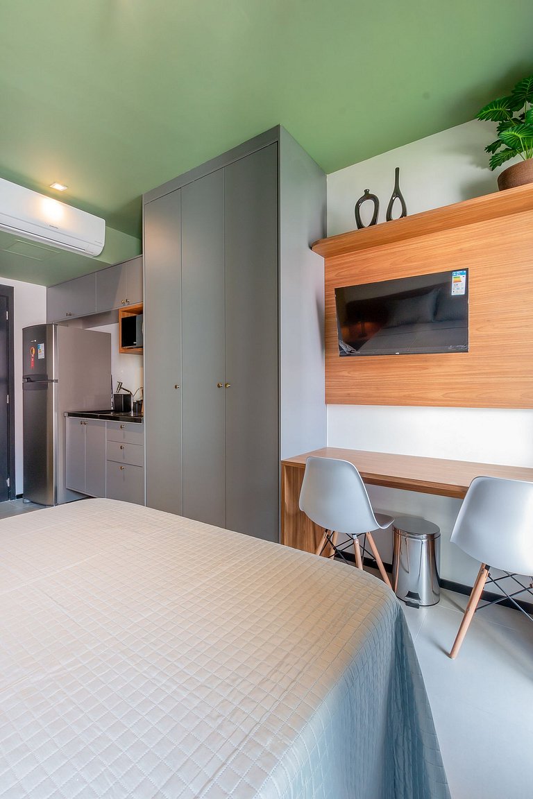 Cozy Apt near Downtown & Metro