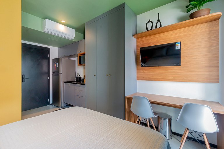 Cozy Apt near Downtown & Metro