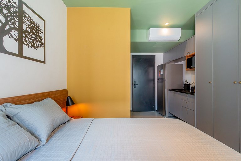 Cozy Apt near Downtown & Metro