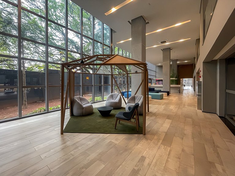 Elegante, com piscina e Valet , prox. Paulista