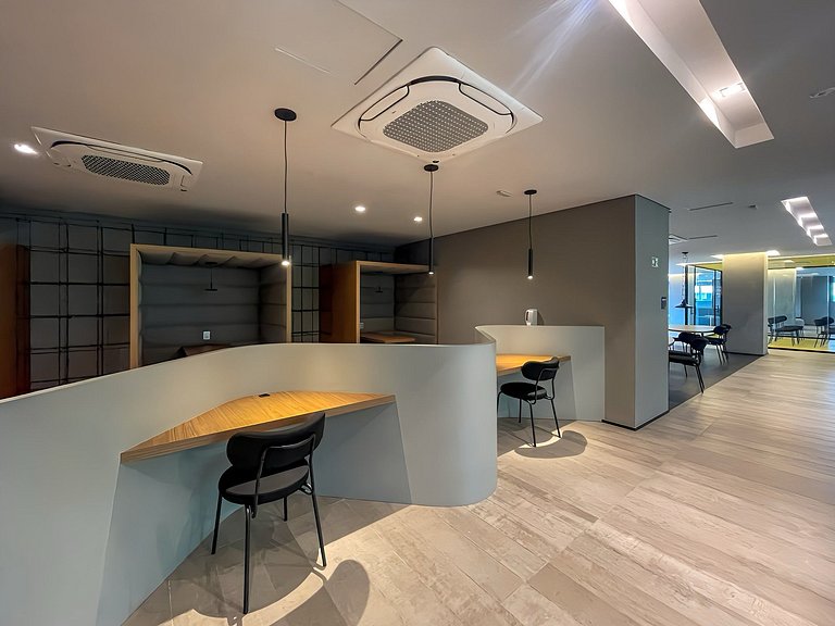 Elegante, com piscina e Valet , prox. Paulista