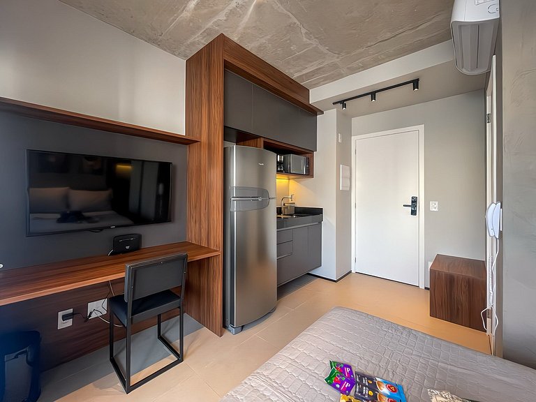 Stay at On Augusta - Style and Convenience