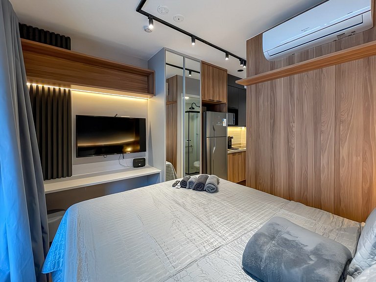 Comfortable terrace, next to Ibirapuera Park