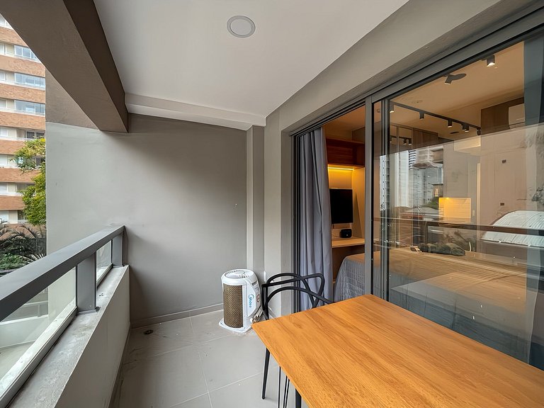 Comfortable terrace, next to Ibirapuera Park