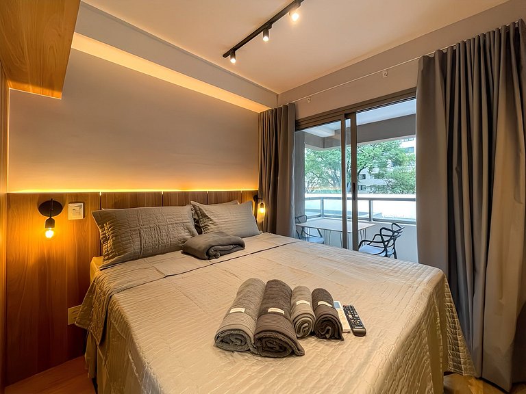 Comfortable terrace, next to Ibirapuera Park