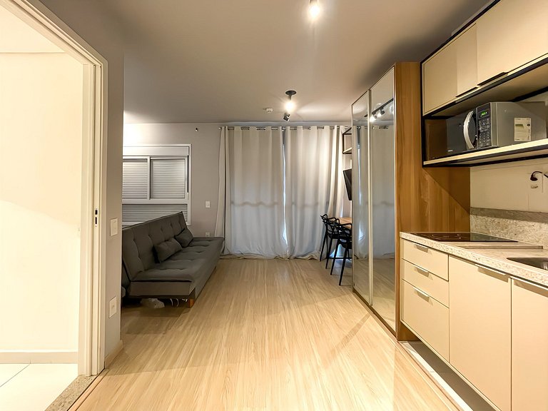 Charming and spacious next to Ibirapuera