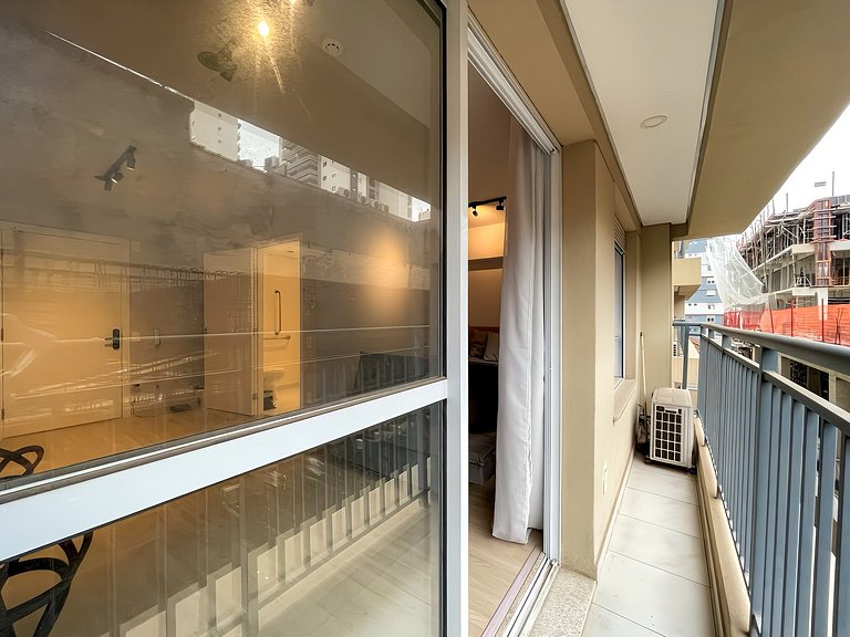 Charming and spacious next to Ibirapuera