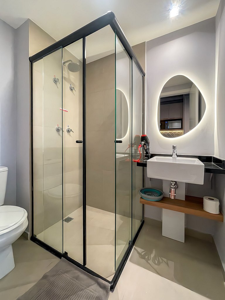 Piscina y terraza en Paraíso, con estacionamiento disponible