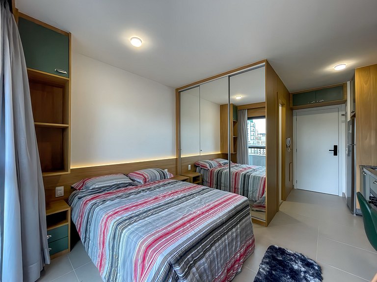 Stay in the heart of Pinheiros – Experience the essence of S