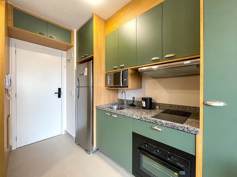 Fique no centro de Pinheiros – Viva a essência de SP