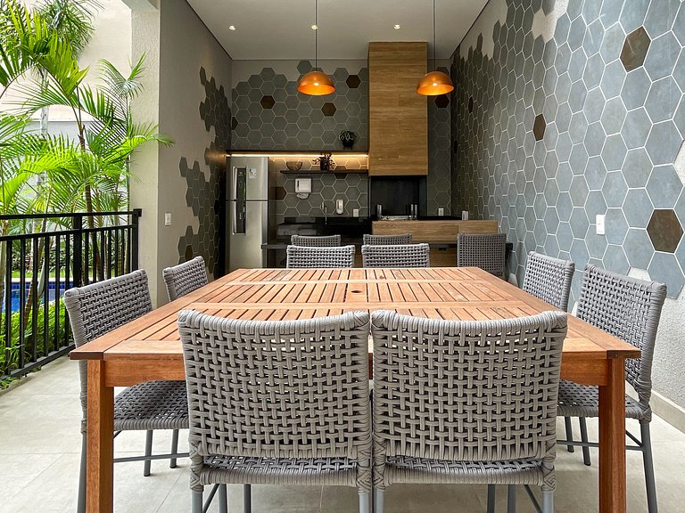 Stay in the heart of Pinheiros – Experience the essence of S