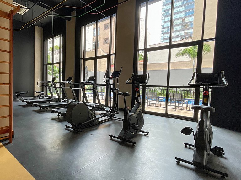 Stay in the heart of Pinheiros – Experience the essence of S