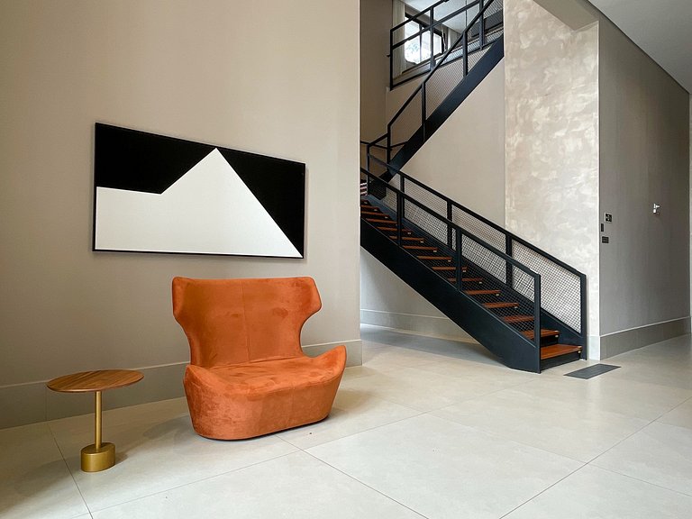 Stay in the heart of Pinheiros – Experience the essence of S