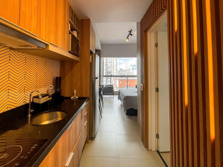 13ª andar, sauna e piscina perto da Av Paulista