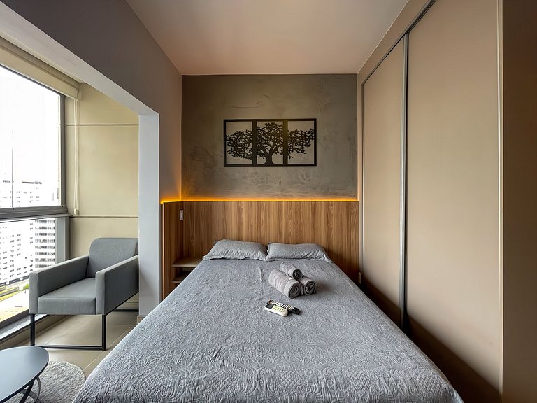 13ª andar, sauna e piscina perto da Av Paulista
