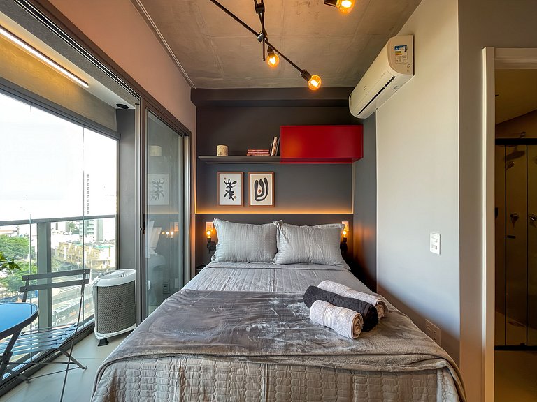 Piscina y terraza en Paraíso, estacionamiento disponible por