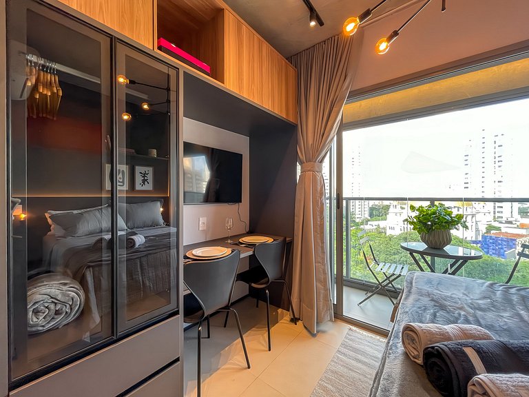 Piscina y terraza en Paraíso, estacionamiento disponible por