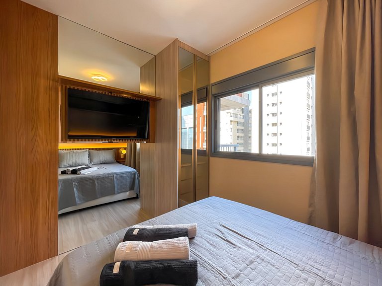 Garage and pool in Jardins Paulistas