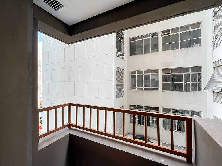 Next to MASP, enjoy everything Avenida Paulista has to offer