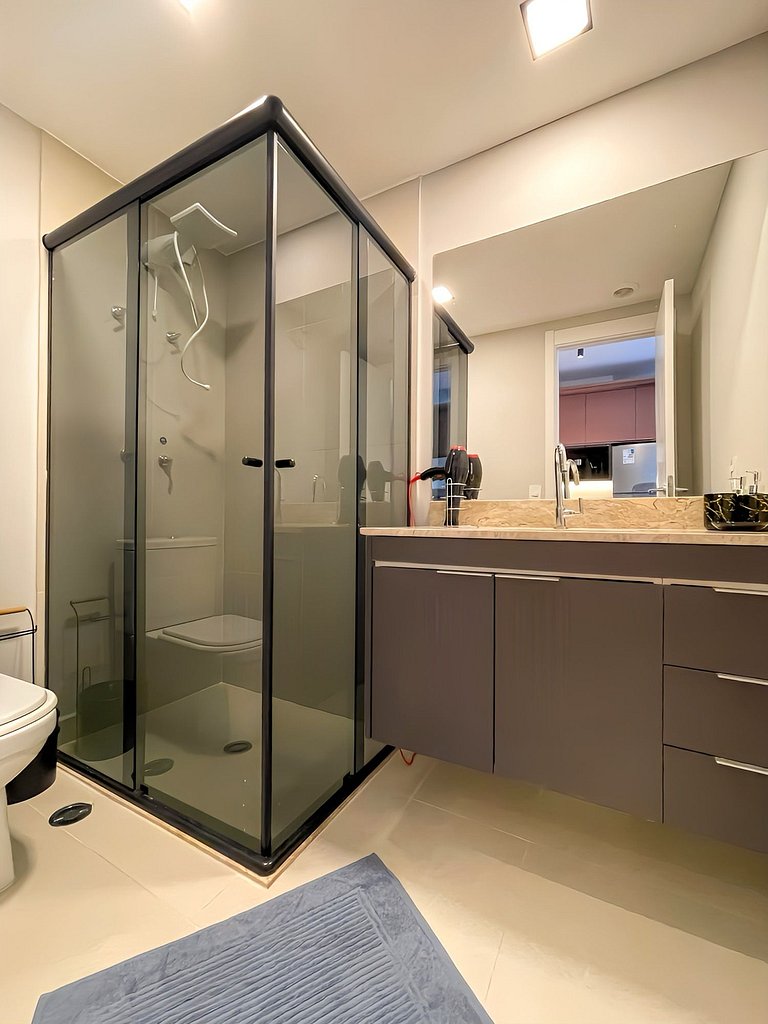 Comfort and convenience near Allianz Park