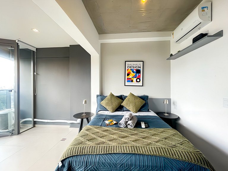 Piscina y terraza en Paraiso, con estacionamiento disponible