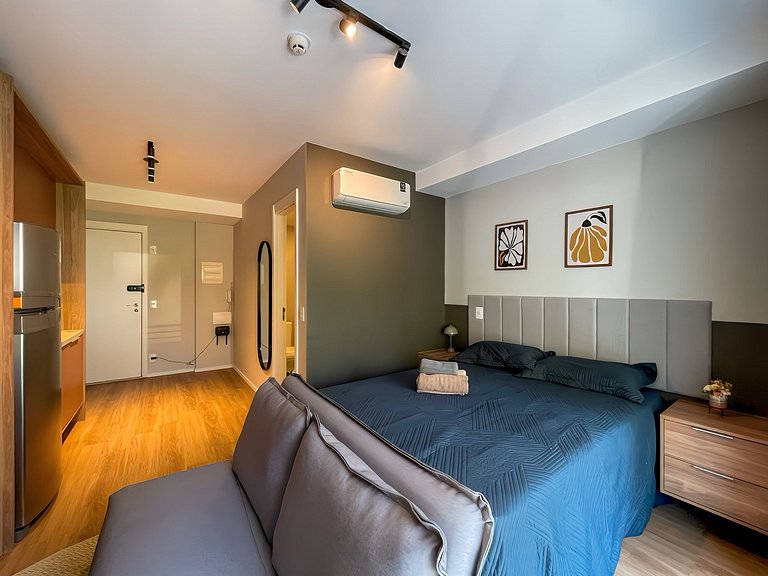 Comfort and Practicality next to Allianz Park