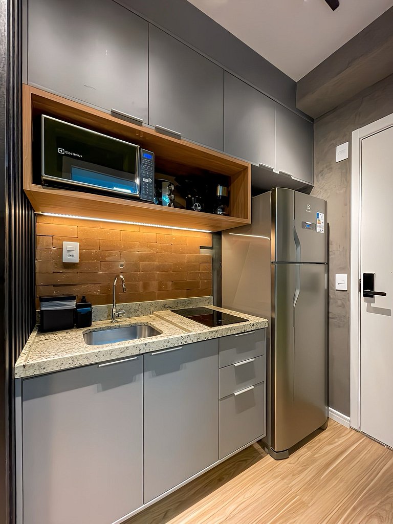 Apartamento novo com piscina perto do metrô Higienópolis