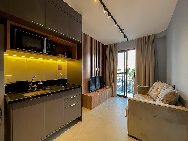 With a swimming pool, located near Moema subway station