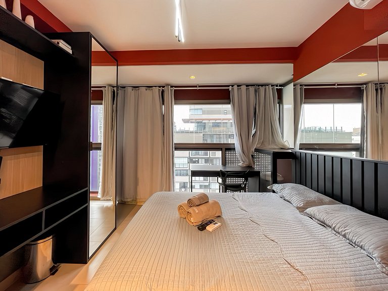 Beautiful studio with home office in Oscar Freire