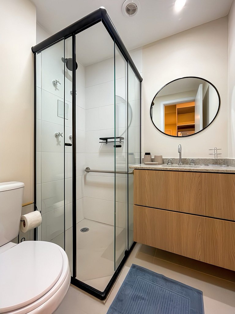 With pool and balcony in Vila Mariana
