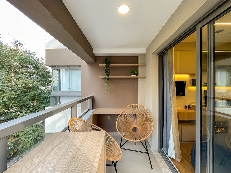 With pool and balcony in Vila Mariana