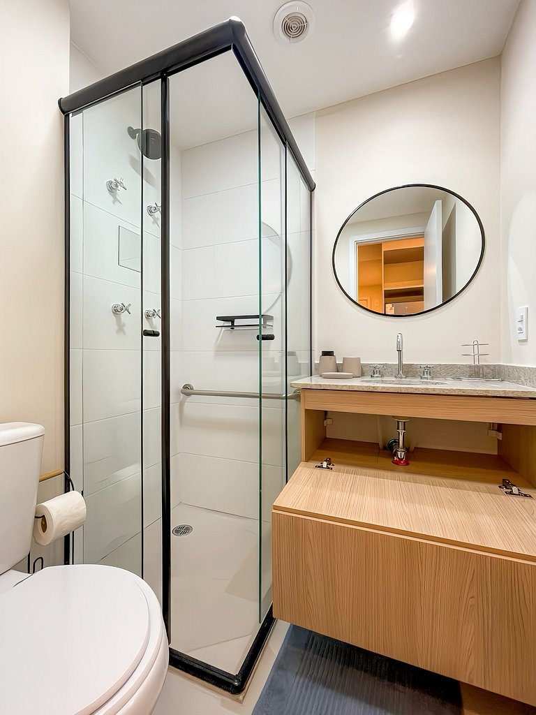 With pool and balcony in Vila Mariana