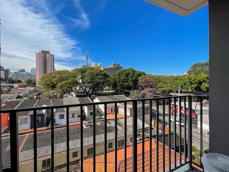 Vila Olímpia: piscina, varanda e Wi‑Fi