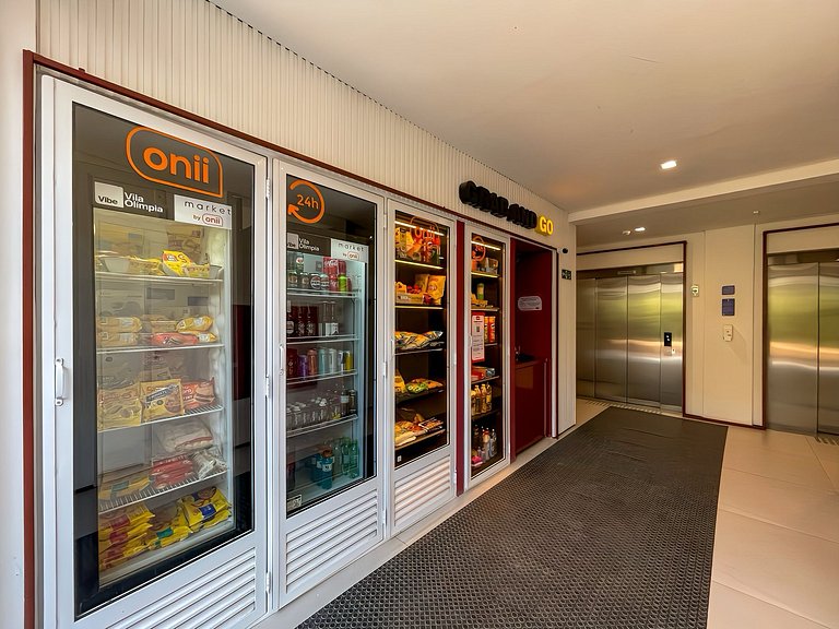 Vila Olímpia con balcón y piscina