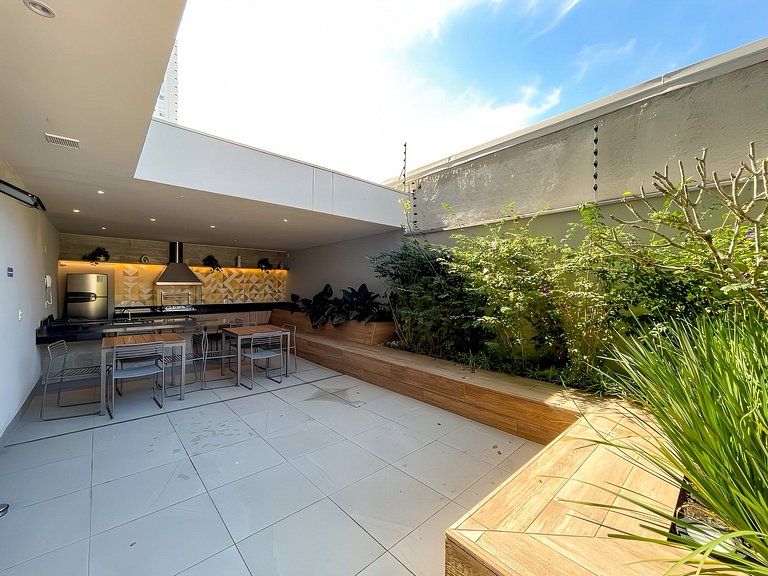 Vila Olímpia Stay with Balcony and Pool