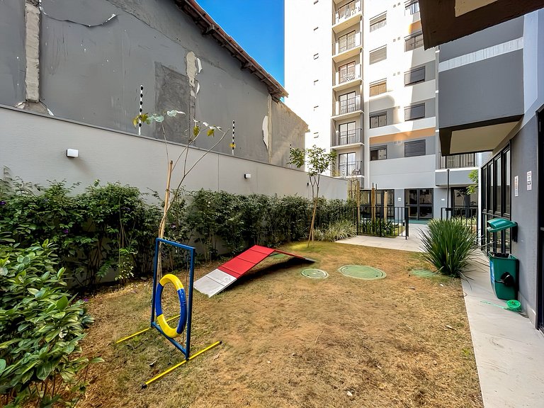 With swimming pool near Moema subway station