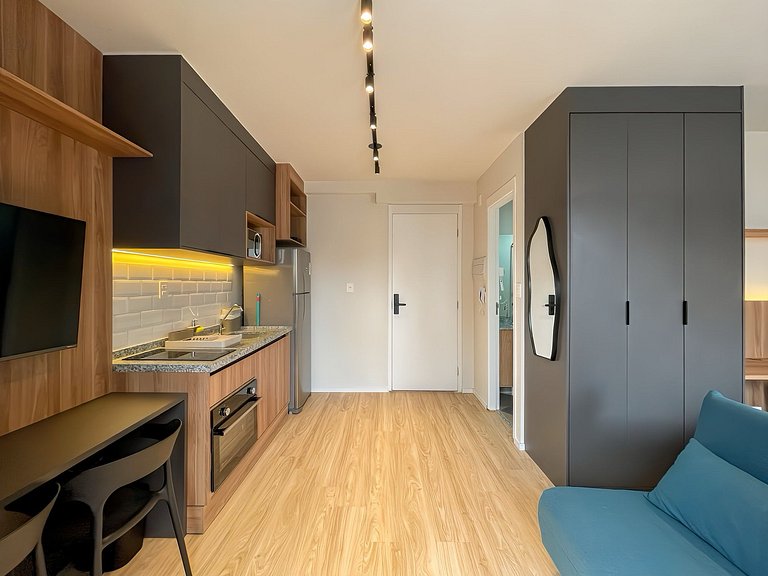 Próximo ao Beco do Batman e à Avenida Paulista