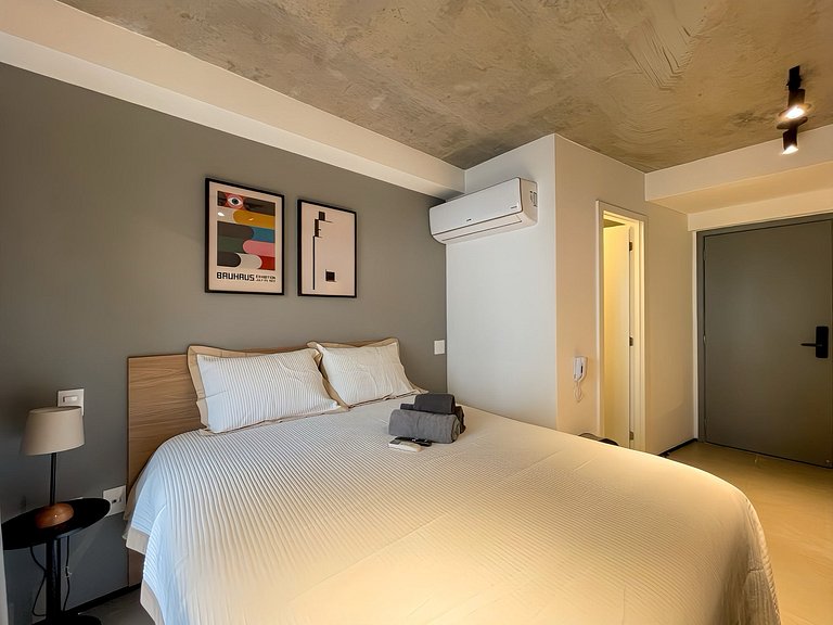 Balcony and Comfort at On Melo Alves