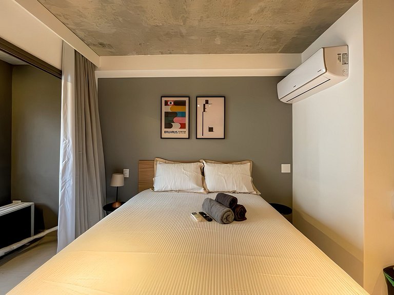 Balcony and Comfort at On Melo Alves