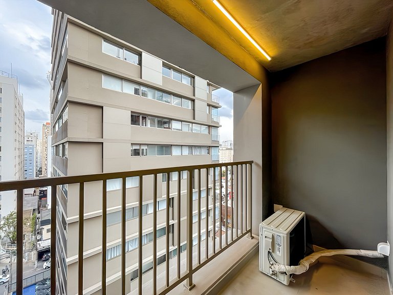 Balcony & Comfort at On Melo Alves